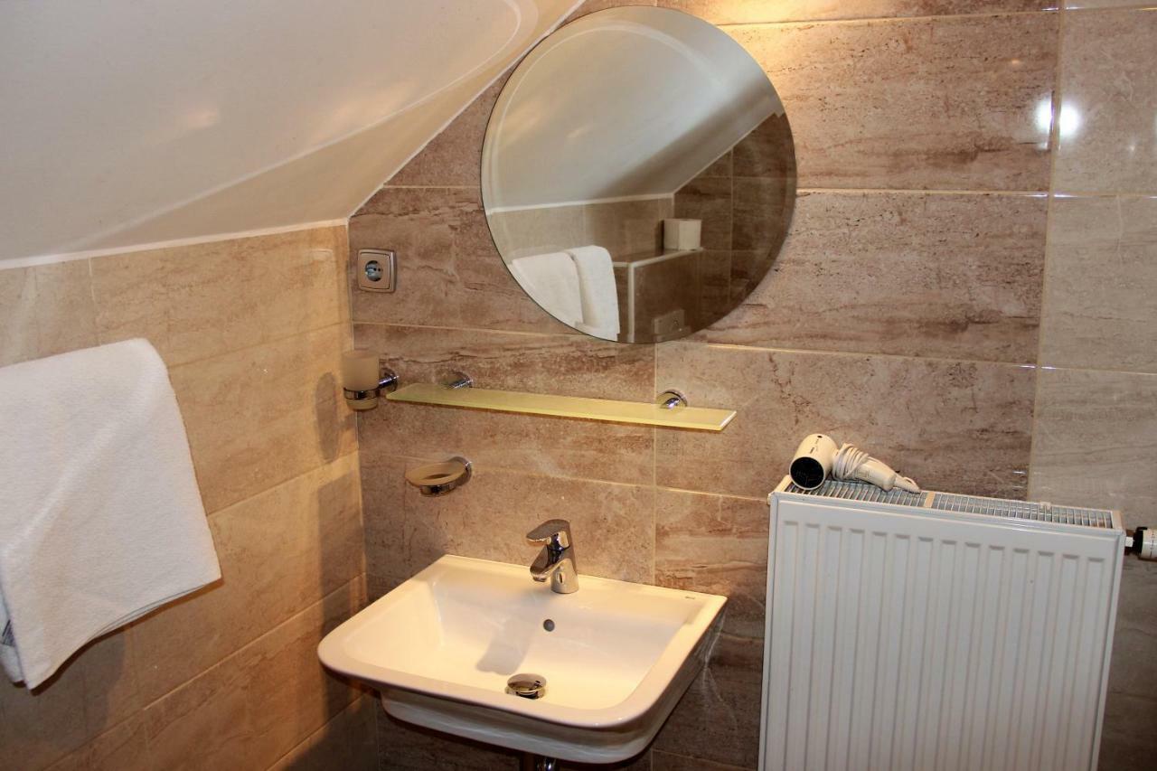 Apartments Koblar 크라니스카고라 외부 사진